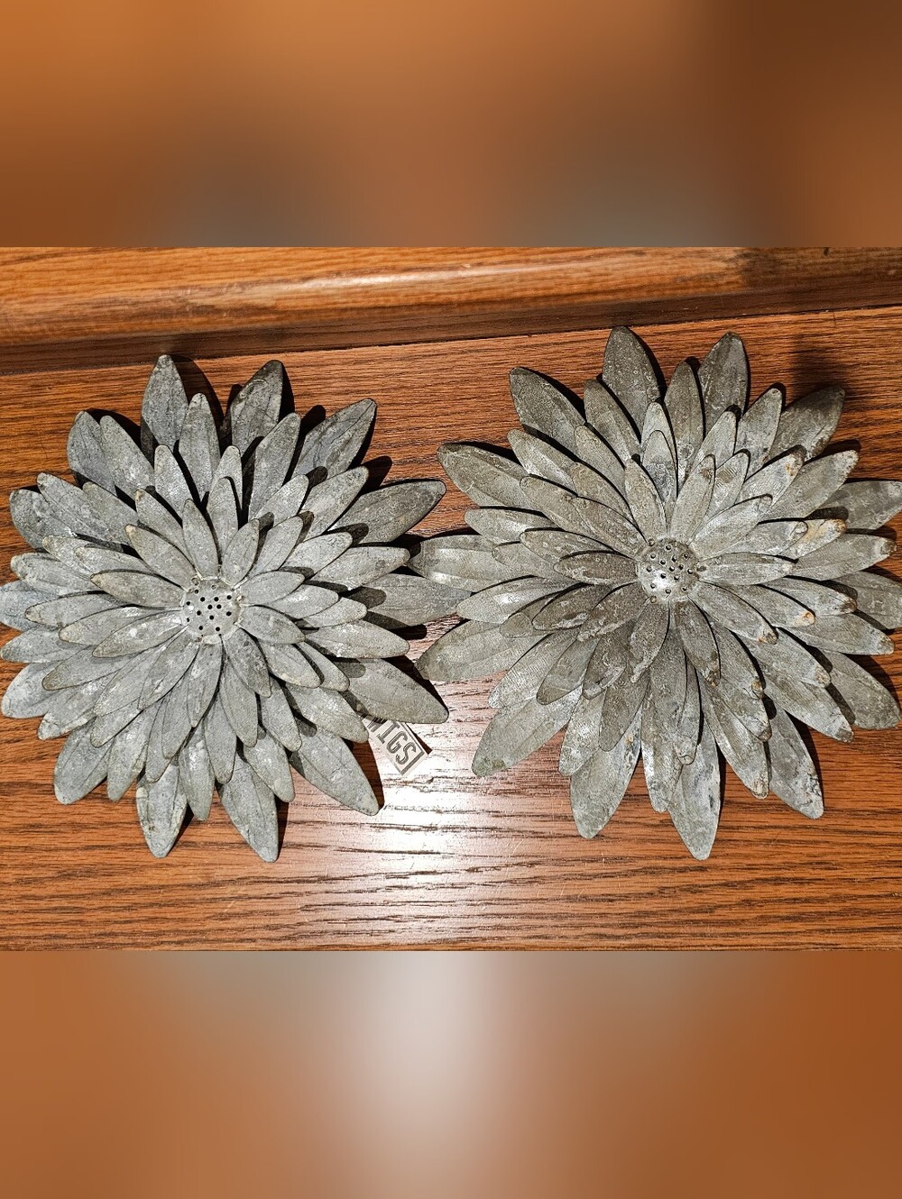 Set of 2 Zinc Wall Flowers – 10” New With Tags